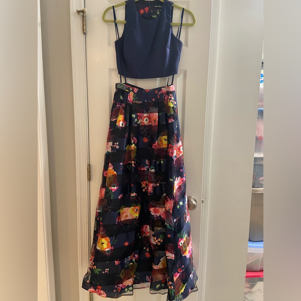 Formal 2 piece gown